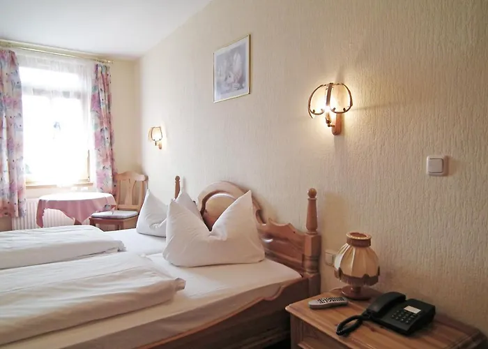 & Zur Linde Otel Friedrichroda